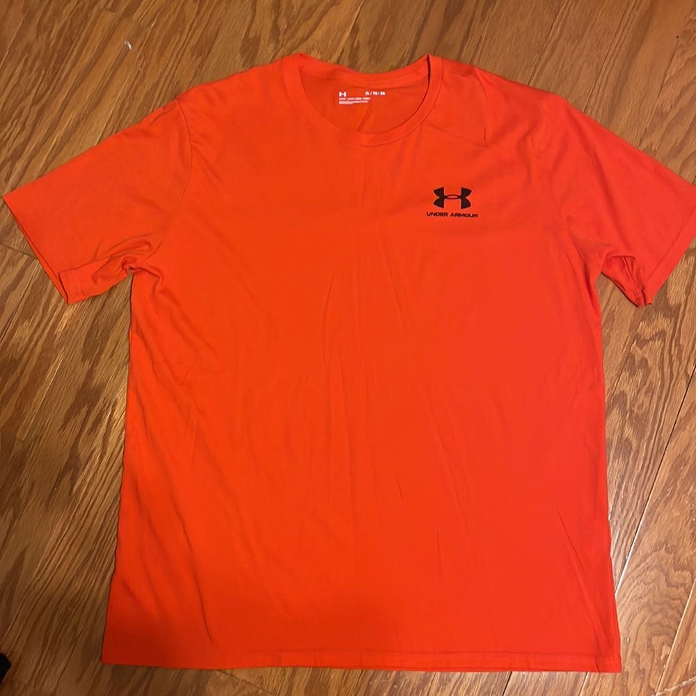 NWOT UA Men’s Shirt Size XL